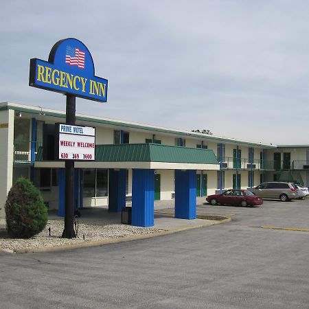 Regency Inn Of Naperville Exterior photo